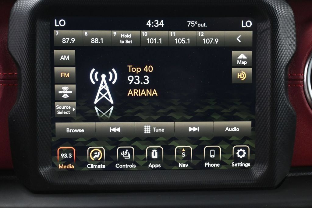 Used 2023 Jeep Wrangler Unlimited Rubicon 4xe AWD/4WD image 19