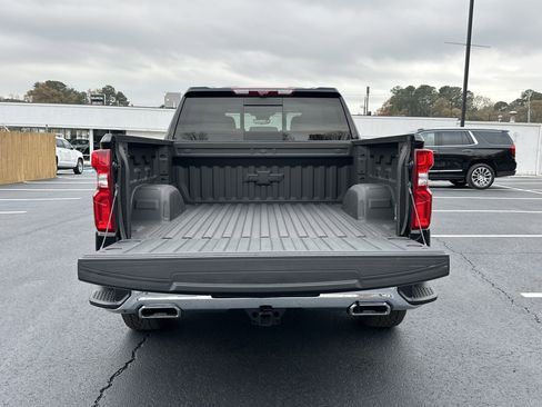 Used 2024 Chevrolet Silverado 1500 LTZ image 14