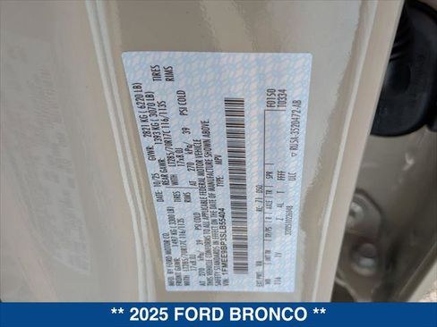 New 2025 Ford Bronco Badlands image 23