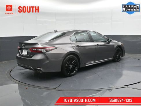 Used 2024 Toyota Camry XSE image 3