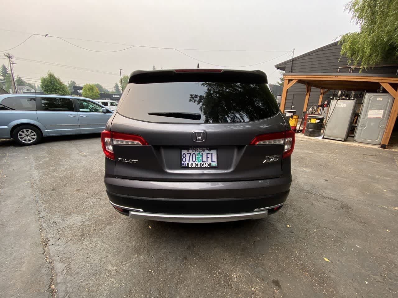 Used 2019 Honda Pilot Touring image 5