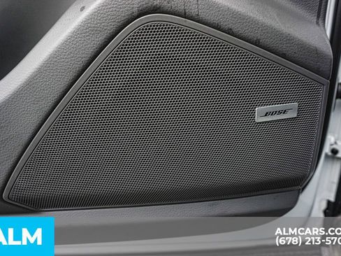 Used 2022 Porsche Cayenne Base image 53