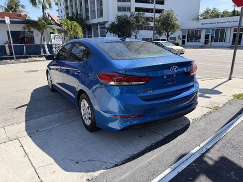 Used 2017 Hyundai Elantra SE FWD image 17
