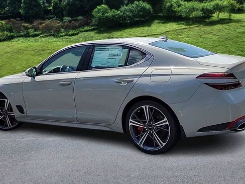 Used 2025 Genesis G70 2.5T w/ Sport Prestige Package image 6