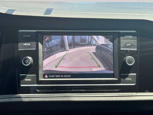 Used 2022 Volkswagen Jetta SE FWD image 27