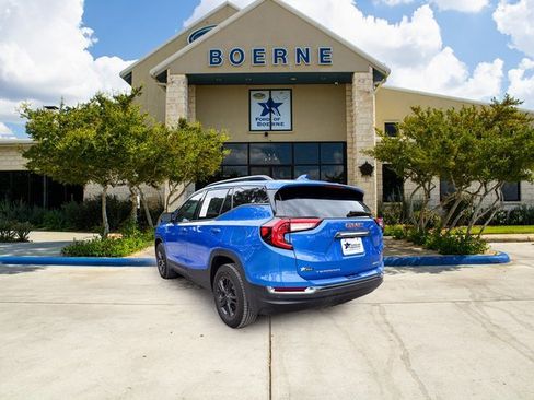 Used 2024 GMC Terrain AT4 w/ Infotainment Package II image 3