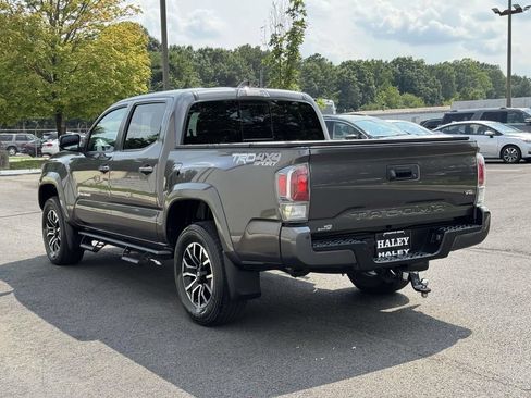 Used 2021 Toyota Tacoma TRD Sport w/ Technology Package AWD/4WD image 22