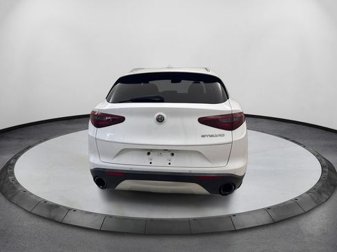 Used 2019 Alfa Romeo Stelvio RWD image 6