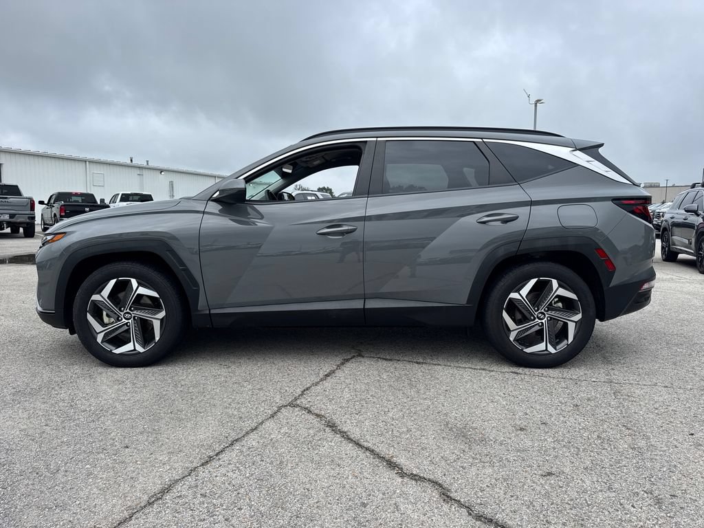 Used 2024 Hyundai Tucson SEL FWD image 3