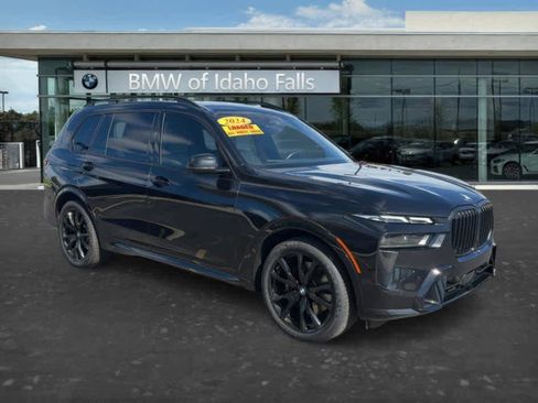Used 2024 BMW X7 xDrive40i w/ M Sport Package AWD/4WD image 1