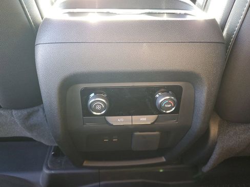 New 2026 Chevrolet Traverse LT w/ Midnight/Sport Edition image 12