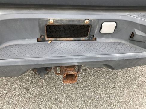 Used 2003 Chevrolet Avalanche 4x4 w/ Suspension Package, Off-Road image 4