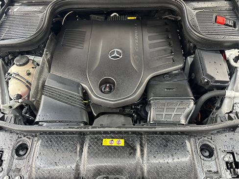 Used 2024 Mercedes-Benz GLE 450 4MATIC image 29