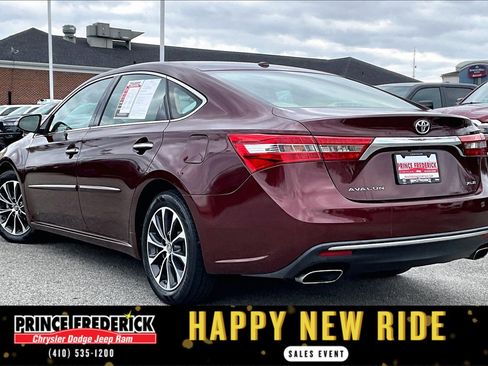 Used 2016 Toyota Avalon XLE Premium image 9