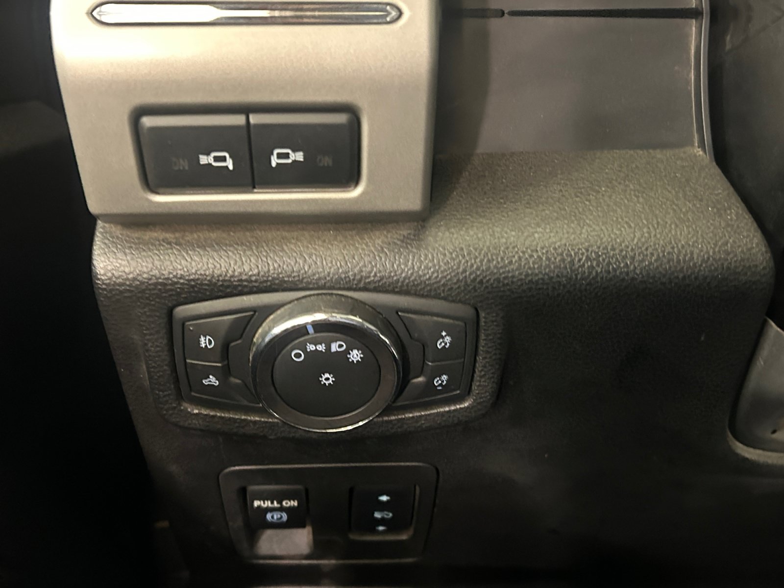 Used 2018 Ford F150 Lariat AWD/4WD image 23