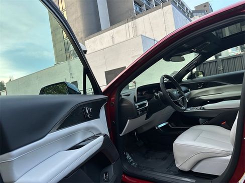 New 2026 Cadillac Lyriq Sport image 20