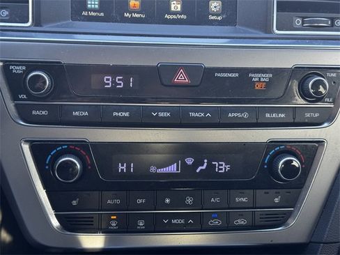 Used 2016 Hyundai Sonata Limited image 29
