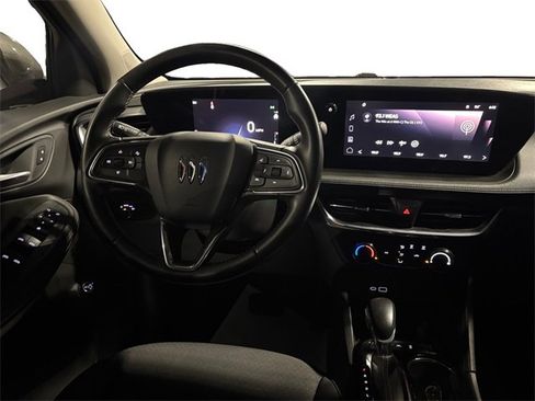 Used 2024 Buick Encore GX Preferred image 10