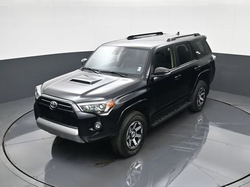 Used 2023 Toyota 4Runner TRD Off-Road Premium image 25