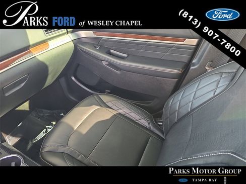 Certified 2018 Ford Explorer Platinum image 14