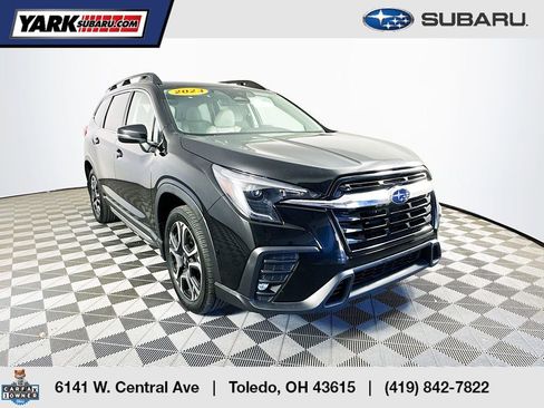 Used 2023 Subaru Ascent Limited AWD/4WD image 1