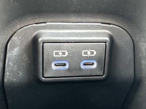 Used 2022 Toyota RAV4 LE FWD image 21