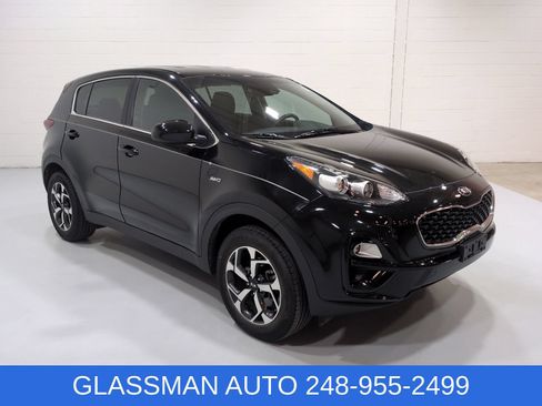 Certified 2022 Kia Sportage LX AWD/4WD image 1