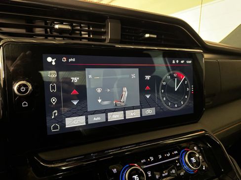 Used 2024 GMC Sierra 1500 AT4 w/ Technology Package image 29