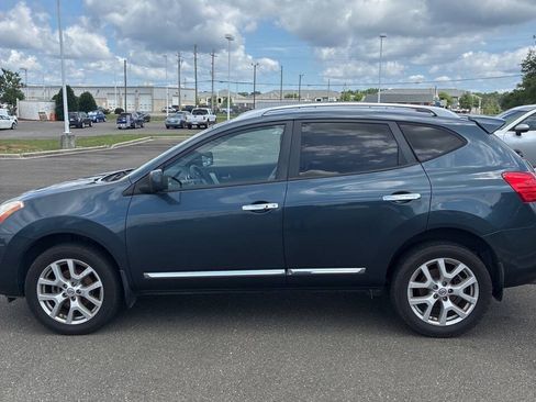 Used 2013 Nissan Rogue SL FWD image 2