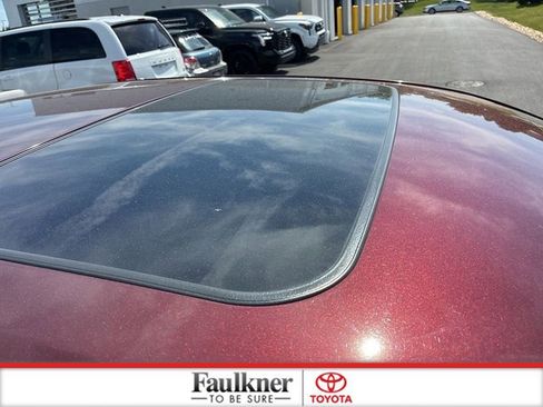 Used 2016 Toyota Avalon FWD image 21