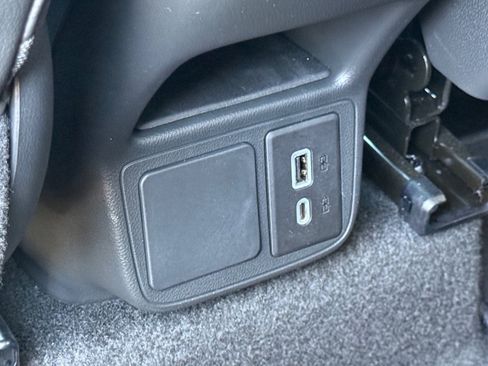 Used 2023 Buick Encore GX Preferred w/ Cold Weather Comfort Package FWD image 25