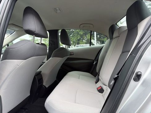 Certified 2022 Toyota Corolla LE FWD image 22