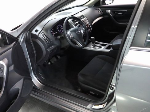 Used 2015 Nissan Altima 2.5 S w/ Power Driver Seat Package image 14