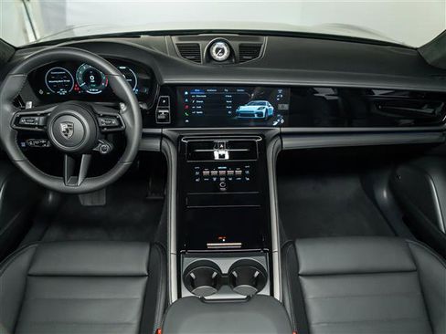 New 2026 Porsche Panamera Turbo image 20