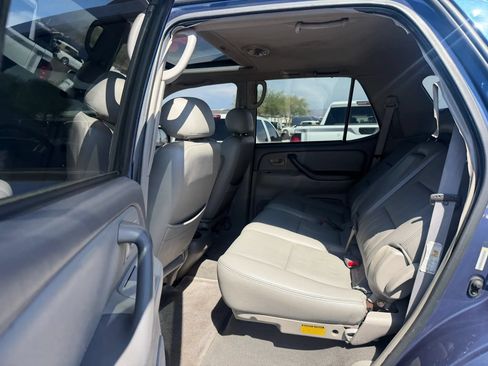 Used 2003 Toyota Sequoia SR5 RWD image 20