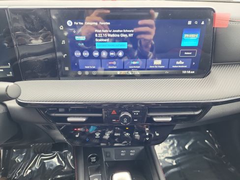 New 2026 Nissan Kicks SR w/ SR Premium Package image 12