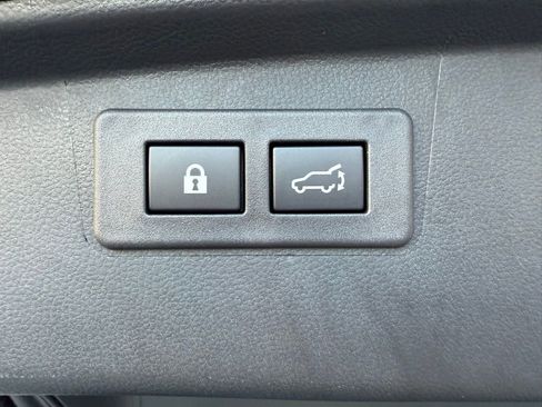 New 2025 Subaru Outback Premium image 28