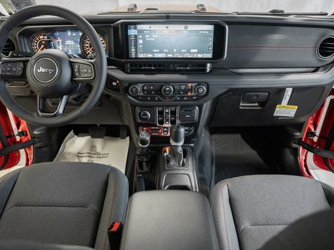 New 2026 Jeep Wrangler Unlimited Rubicon AWD/4WD image 20