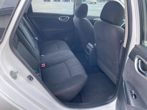 Used 2013 Nissan Sentra SR FWD image 18