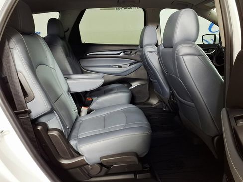 Used 2021 Buick Enclave Premium w/ Sun and Sites Package FWD image 11