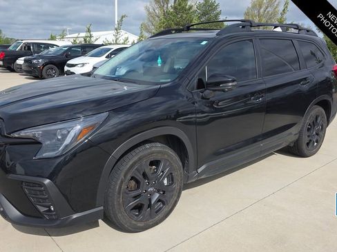 Used 2023 Subaru Ascent Onyx Edition Limited image 1