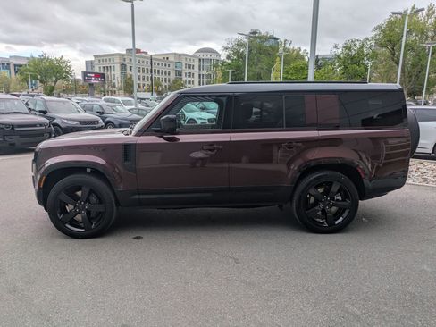 New 2026 Land Rover Defender 130 X-Dynamic SE AWD/4WD image 8