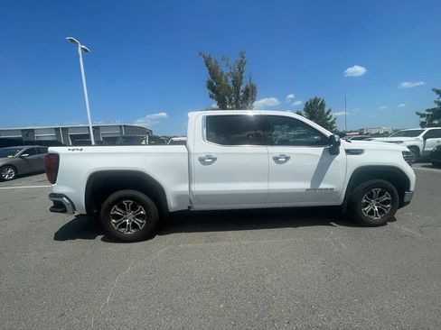 Used 2026 GMC Sierra 1500 SLT AWD/4WD image 8