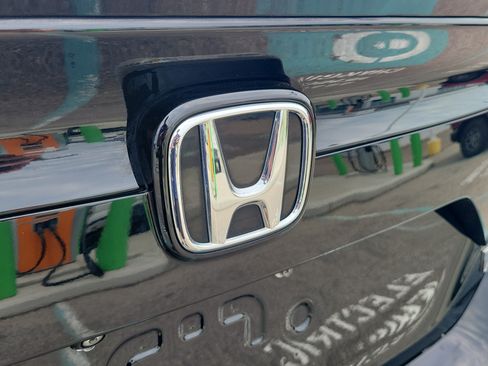 Used 2017 Honda Civic EX-L image 7