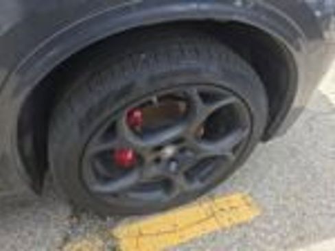 Used 2023 Alfa Romeo Stelvio Veloce image 15