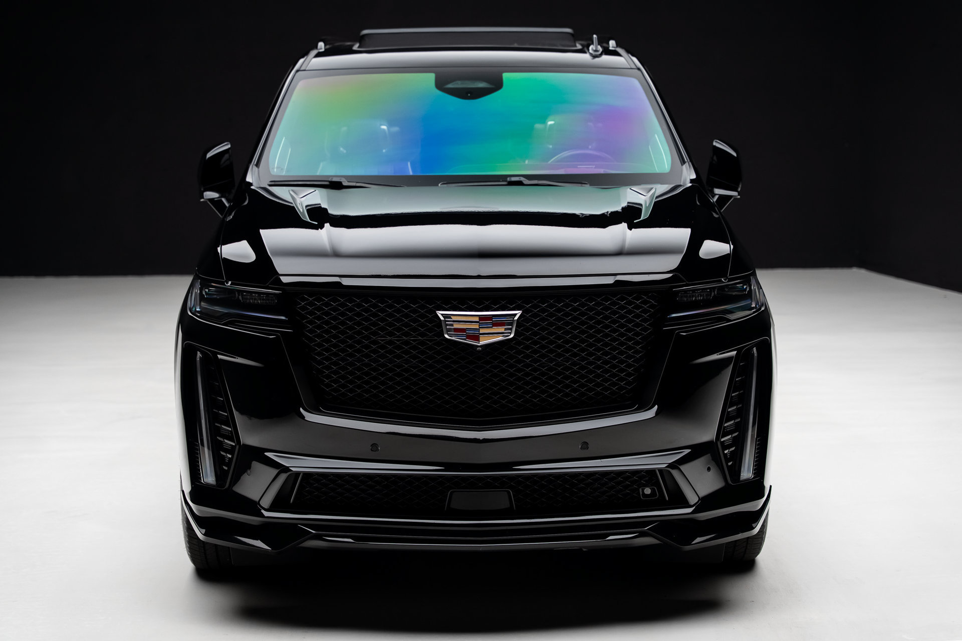 Used 2023 Cadillac Escalade ESV V AWD/4WD image 6
