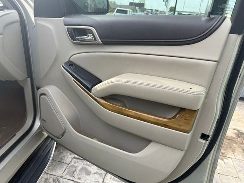 Used 2017 GMC Yukon Denali w/ Open Road Package RWD image 30