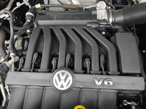 Used 2022 Volkswagen Atlas SE FWD image 30