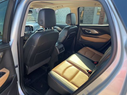 Used 2018 GMC Terrain SLT w/ Preferred Package image 25