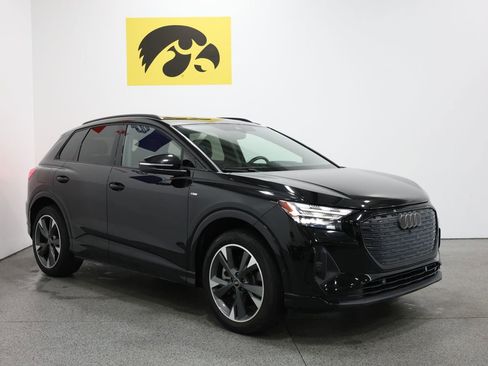 Used 2023 Audi Q4 e-tron Prestige AWD/4WD image 6
